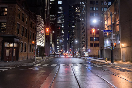 Fototapeta Night view of the street of Toronto