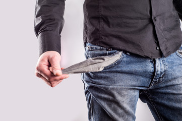 people showing has no money by turning out the pocket