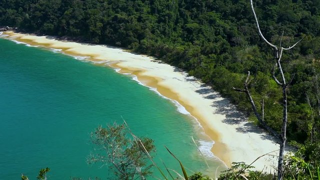 relax view of ponta aguda beach
