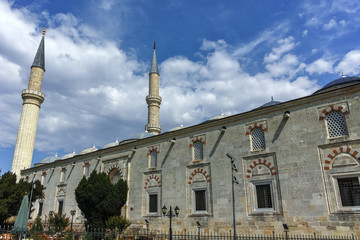Fototapeta na wymiar Uc Serefeli Mosque in the center of city of Edirne, East Thrace, Turkey