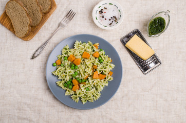 Traditional pasta with vegetables