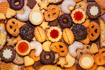 Assorted Christmas biscuits - obrazy, fototapety, plakaty
