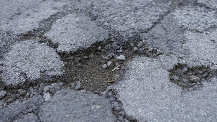 Schlagloch Brüchiger Asphalt