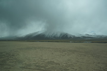 tibet snow mountain