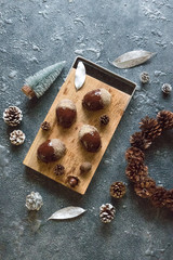 どんぐり模様のケーキ