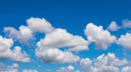Obraz na płótnie Canvas Beautiful background from blue sky and white cloud.