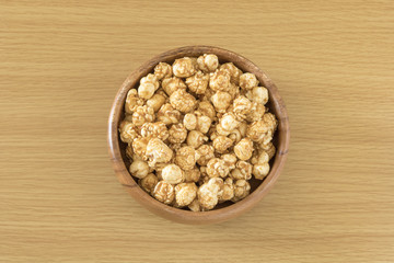 たくさんのキャラメルポップコーン