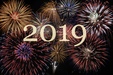 Brillantfeuerwerk zu Neujahr 2019