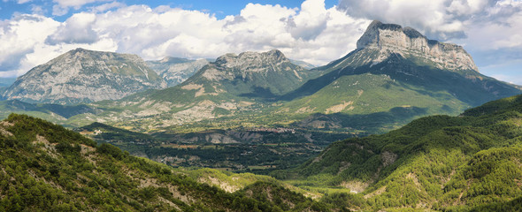 Fototapeta na wymiar Penya Montanyesa in the Aragonese Pyrenees, Spain.