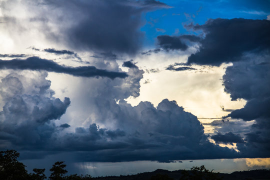 sky and clouds, c&eacute;u com n&uacute;vens