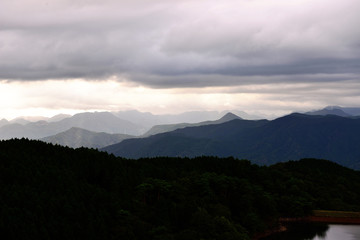 八面山から英彦山方面