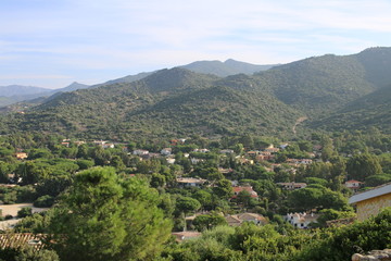 Fototapeta na wymiar view of the valley