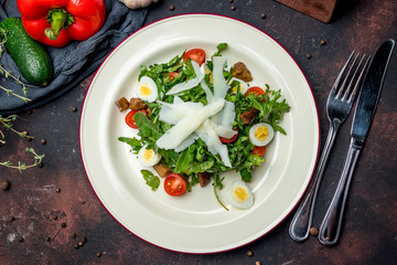 salad with arugula and fried mushrooms