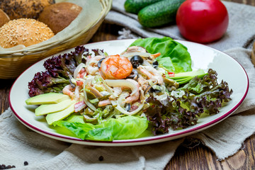Salad with seafood