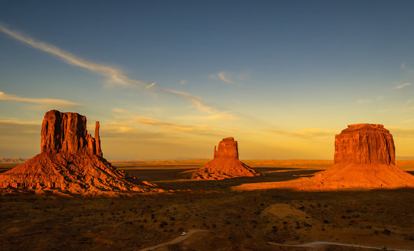 Monument Valley 