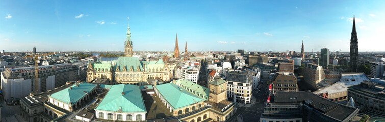 Panoramaluftbild von Hamburg