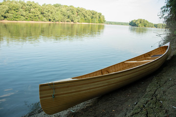 Naklejka na ściany i meble boat on the lake