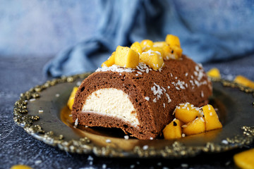 Chocolate cake with halvah cream