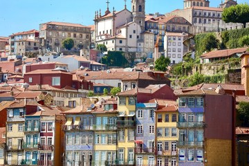 Fototapeta na wymiar typical Porto buildings in the Ribeira in Portugal