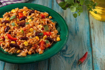 Mexican rice with minced meat and vegetables.