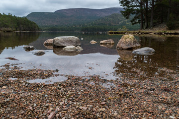 Fototapeta na wymiar Loch an Eilein near Aviemore landscape shots of a relexing scene or walking for pure air