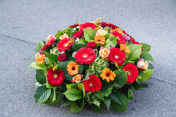 Fototapeta na wymiar Ikebana - Funeral wreath