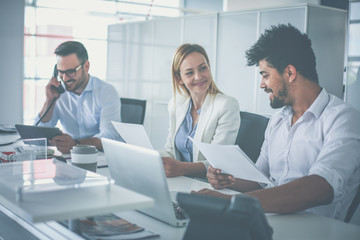 Obraz premium Business people working in office.