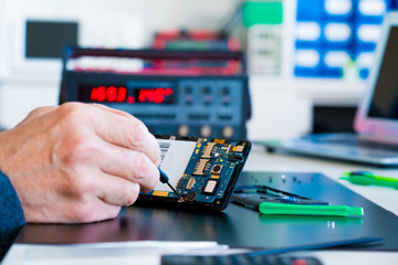 Fix and repair cell phone PCB