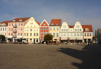 Fototapeta na wymiar Greifswald, Stadtzentrum mit Markt