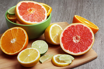 Mix of citrus fruits cut in different forms