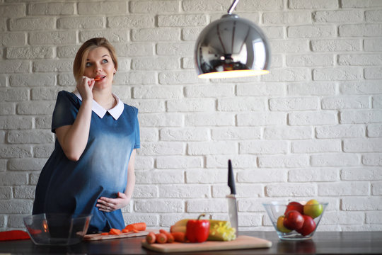 Pregnant young beautiful girl on the ninth month 