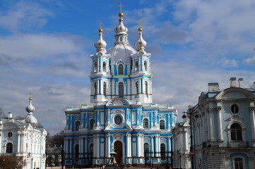 Fototapeta na wymiar Smolniy church