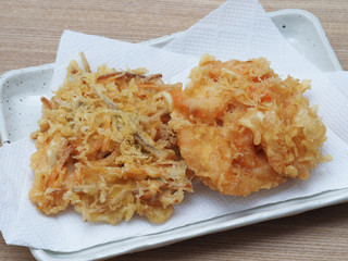 エビと野菜のかき揚げ