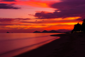 Fototapeta na wymiar Beautiful beach sea on sunset background.