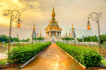 Maha Rattana Chedi Sri Trai Lokd Dhatu (THE GREAT JEWEL CHEDI OF THE THREE WORLDS). Wat Thung...