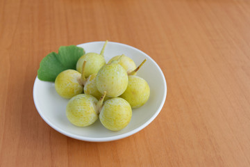 未熟なギンナン