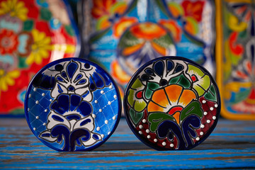 Mexican pottery Talavera style of Mexico