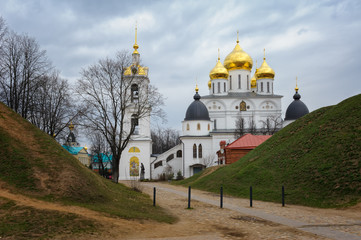Fototapeta na wymiar church in dmitrov russia