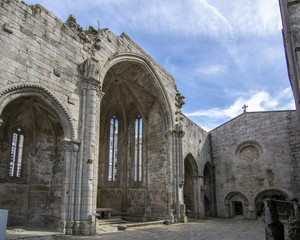 Fototapeta na wymiar ruinas del convento de Santo Domingo en la ciudad de Pontevedra, Galicia