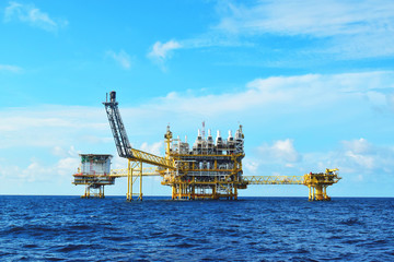 Fototapeta na wymiar Oil and gas offshore platform.2018