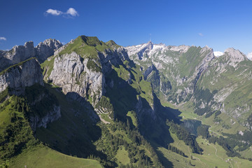 Alpsteinblick vom Alpsigel an einem Sommertag