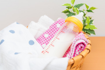 哺乳瓶とベビー用品