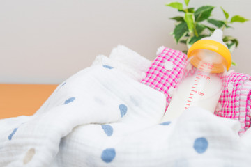 哺乳瓶とベビー用品