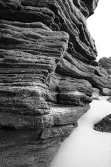 FORMAS DE ROCAS BLANCO Y NEGRO