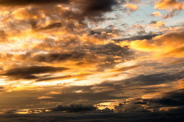 Fototapeta premium colorful dramatic sky with cloud at sunset..