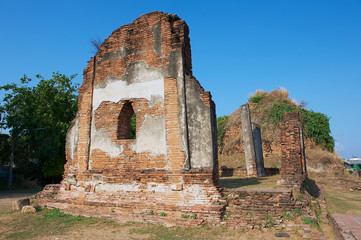 Ruins of the ancient temple Wat Nakorn Kosa in Lopburi, Thailand.