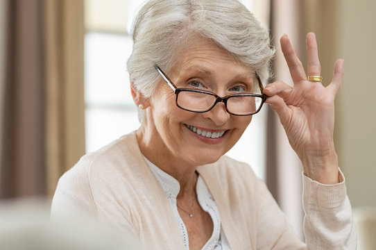 52,369 BEST Grandmother.glasses IMAGES, STOCK PHOTOS & VECTORS | Adobe Stock