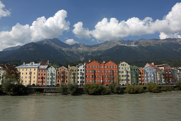 Bunte Häsuer in Innsbruck