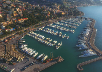 Obraz premium Marina of the Italian city of Sanremo at sunset