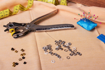 Tongs, hand tools for installing buttons for clothes